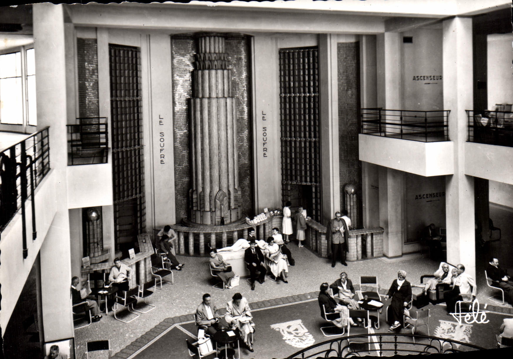 CPSM Aix les Bains interieur de l'Etablissement Thermal la Buvette