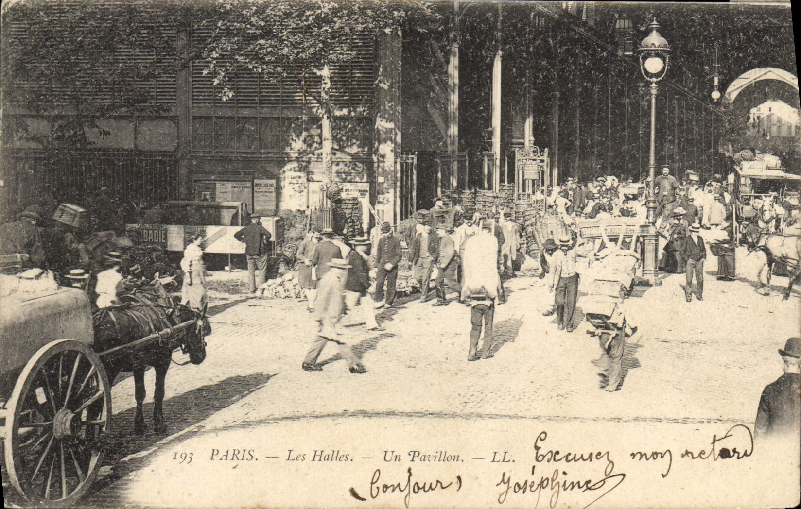CPA Paris Les Hallers Un Pavillon 