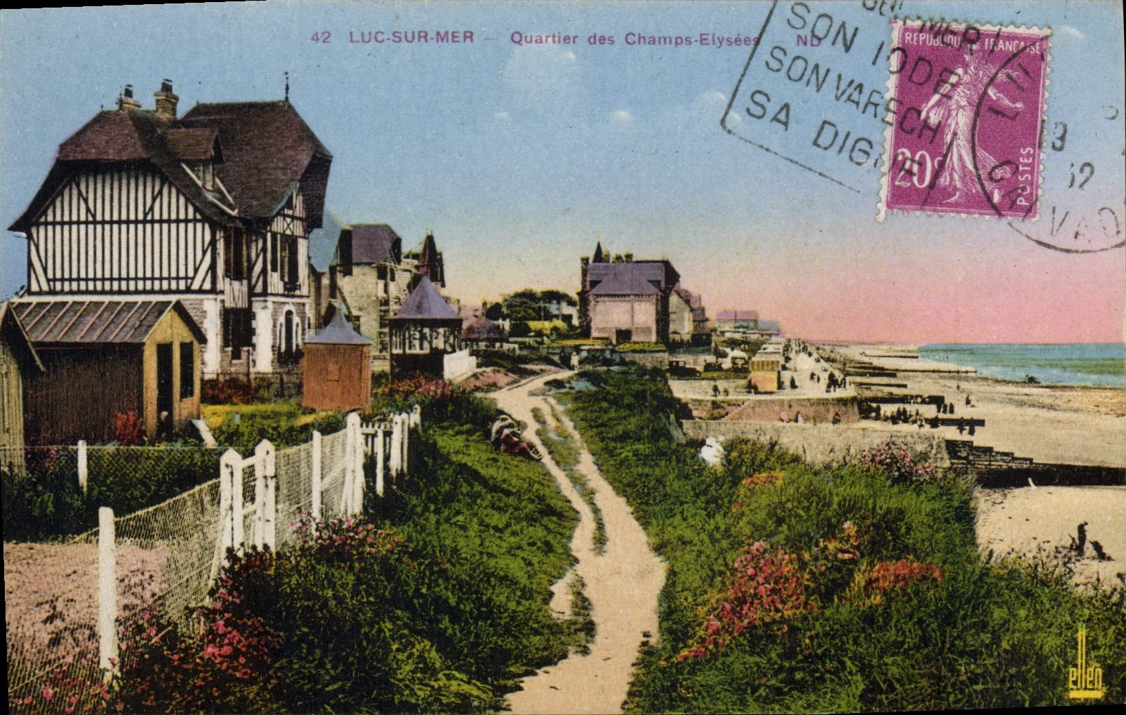 CPA Luc sur Mer Quartier des Champs Elysees