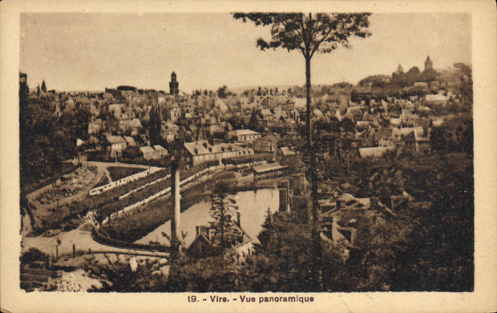 CPA Vire Vue panoramique 