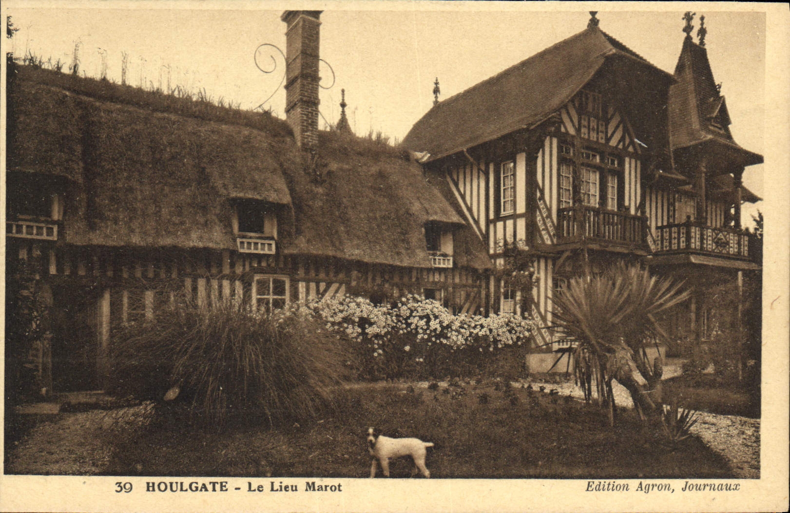 CPA Houlgate Le Lieu Marot 