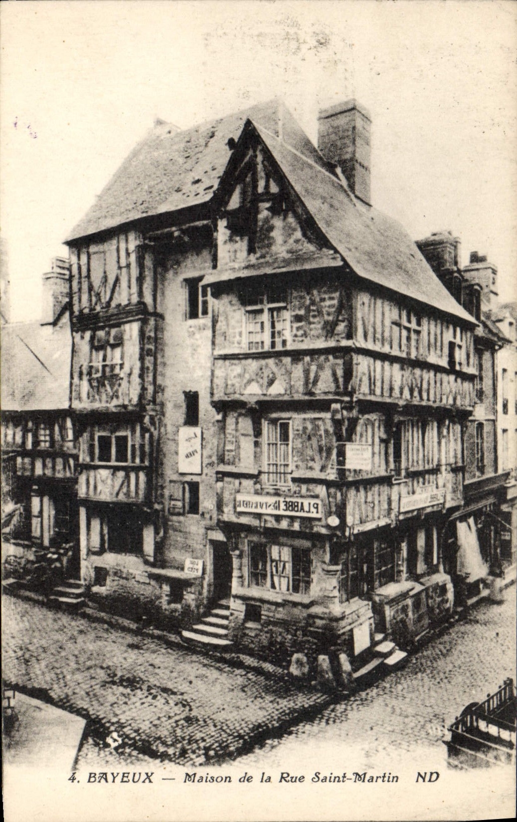 CPA Bayeux Maison de la Rue St Martin 