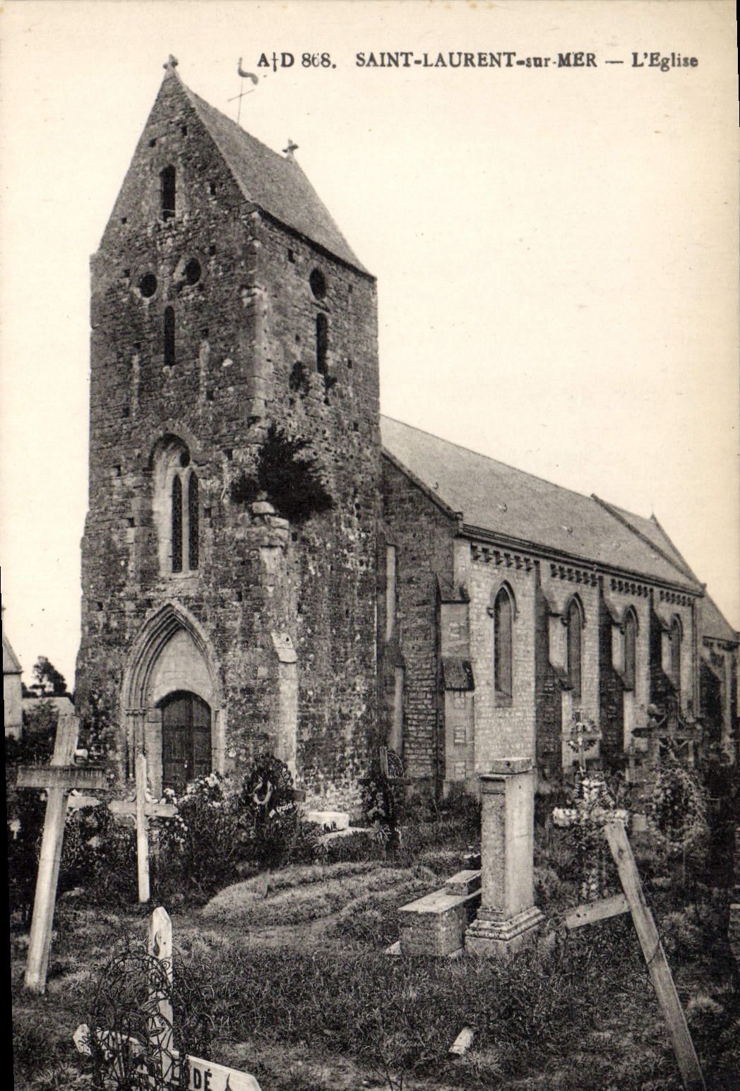 CPA A D St Laurent sur Mer L'Eglise 