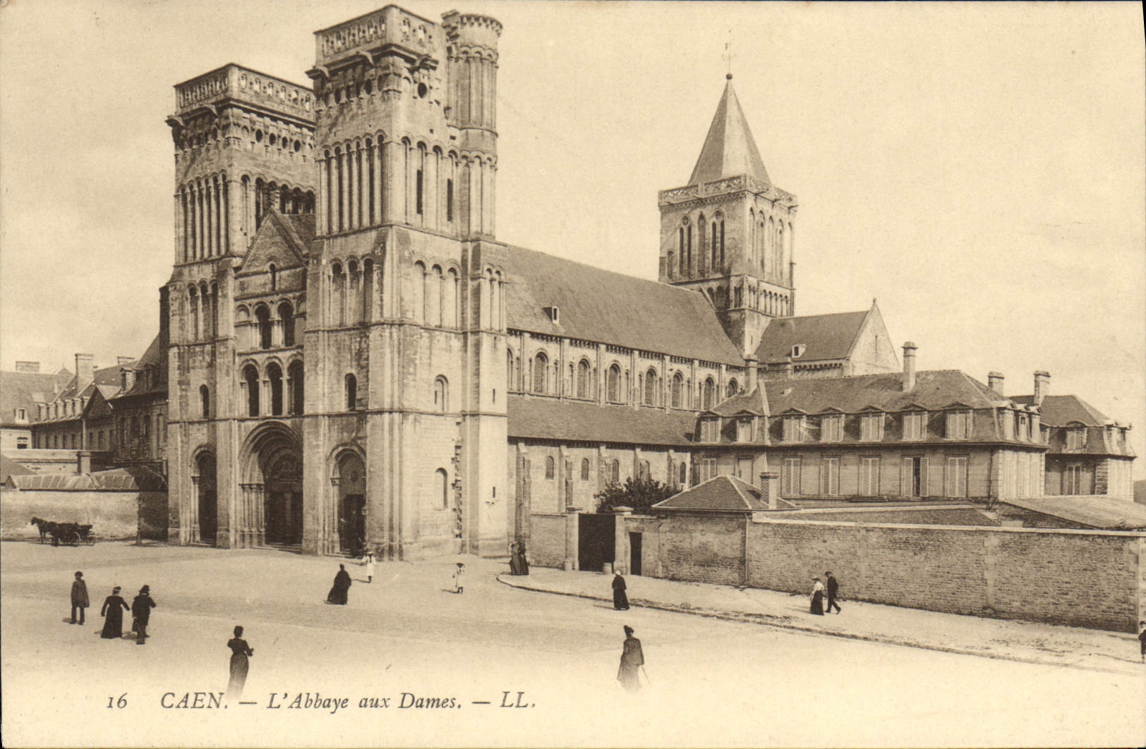 CPA Caen l'Abbaye aux Dames 