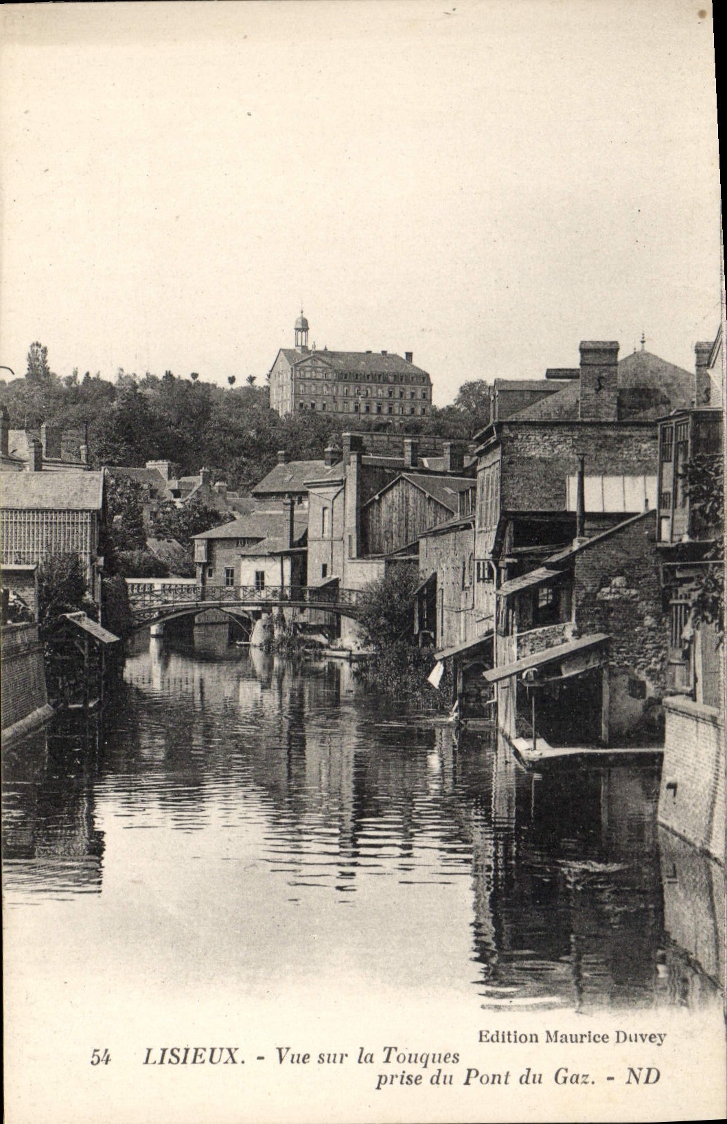 CPA Lisieux vue sur la Touques prise du Pont du Gaz