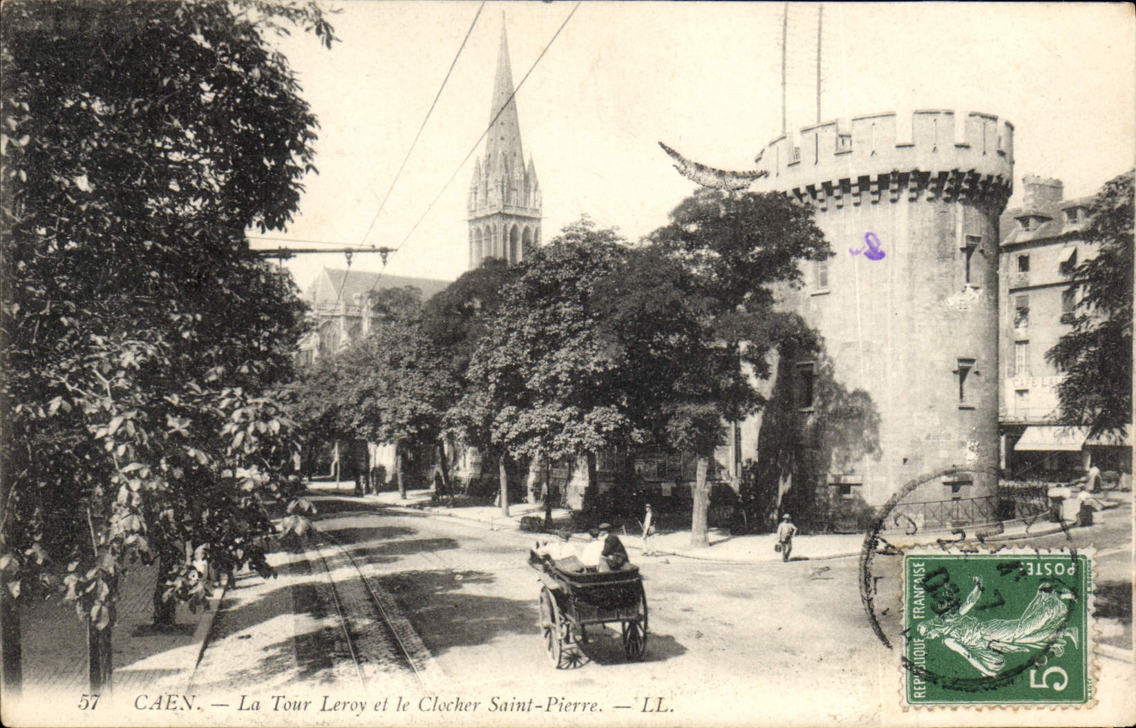 CPA Caen la Tour Leroy et le Clocher Saint Pierre 
