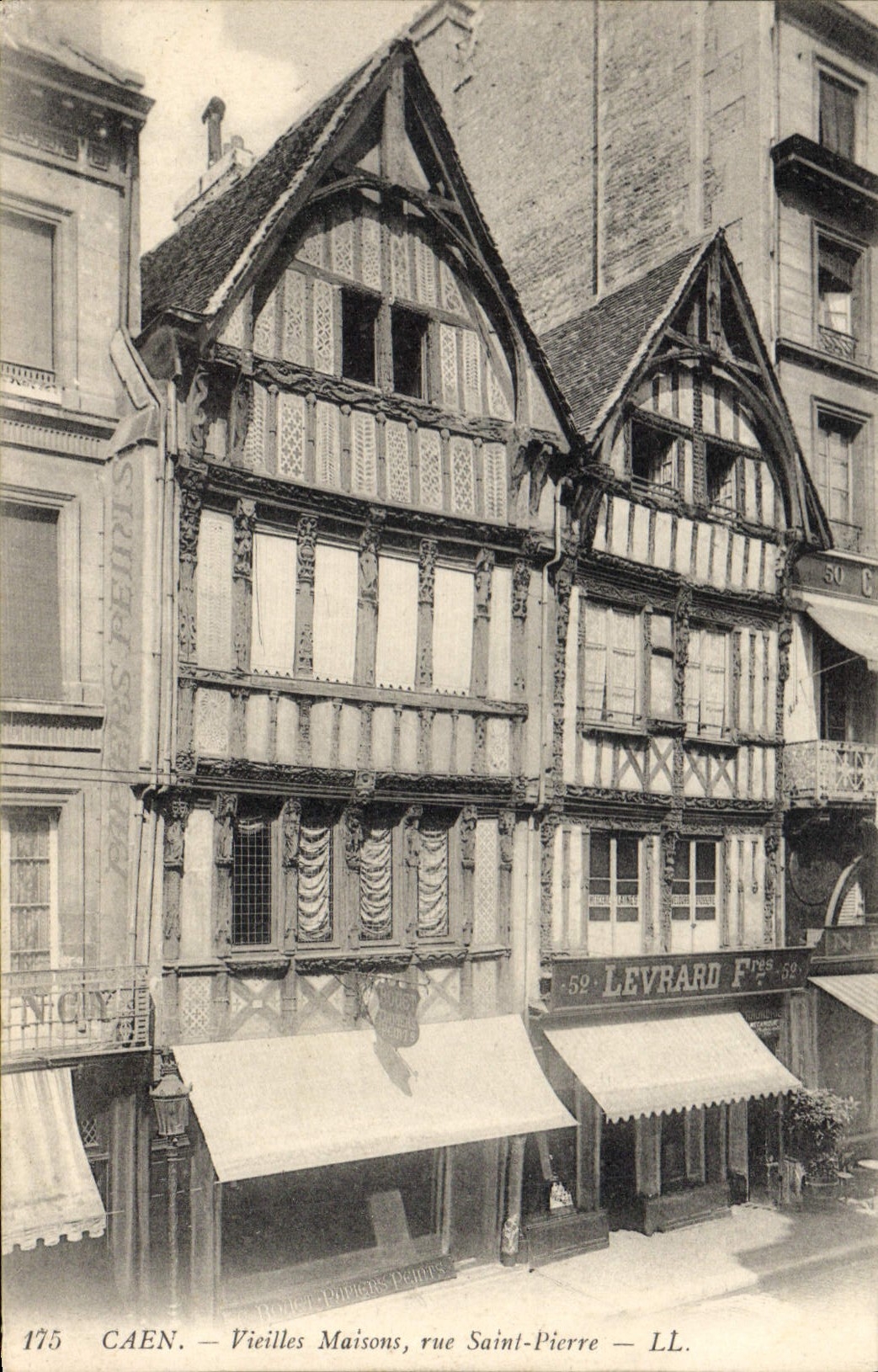 CPA Caen Vieilles maisons rue Saint Pierre