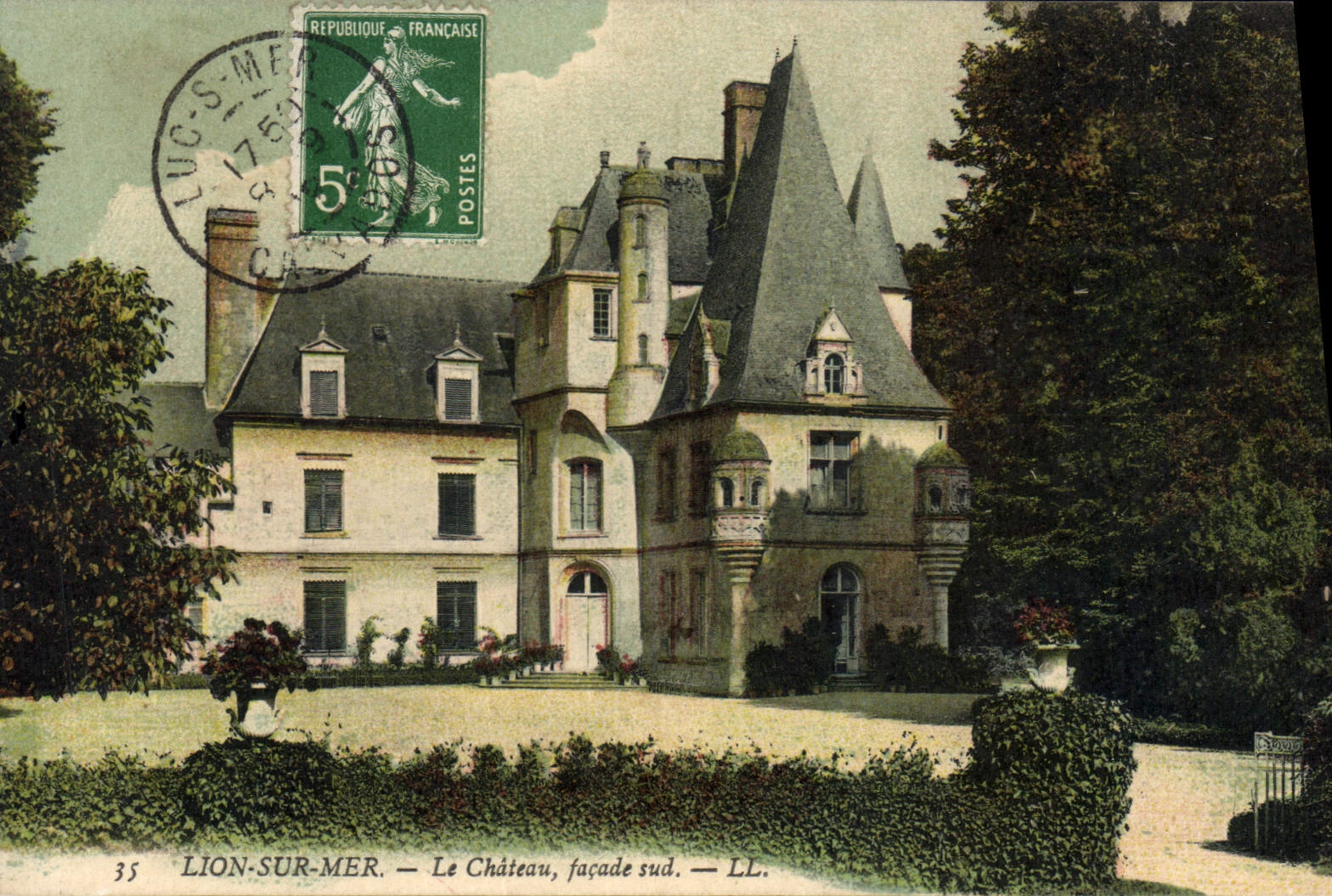 CPA Lion sur Mer le chateau Facade Sud 