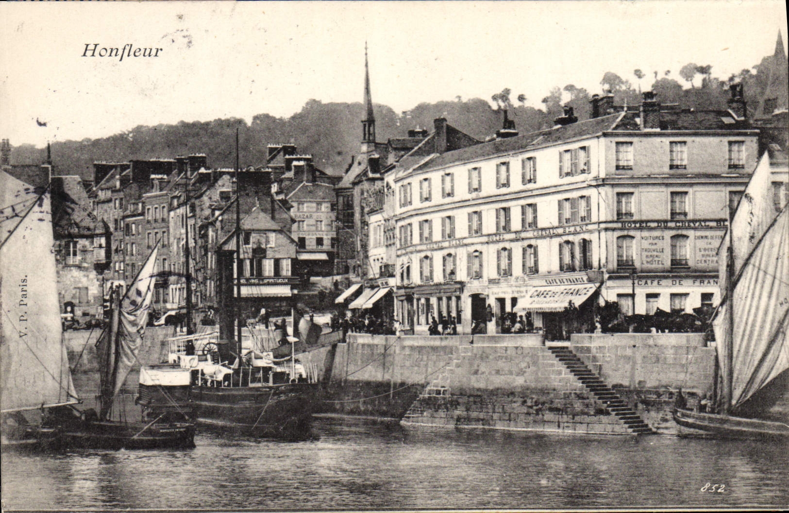 CPA Honfleur hotel du cheval Blanc 