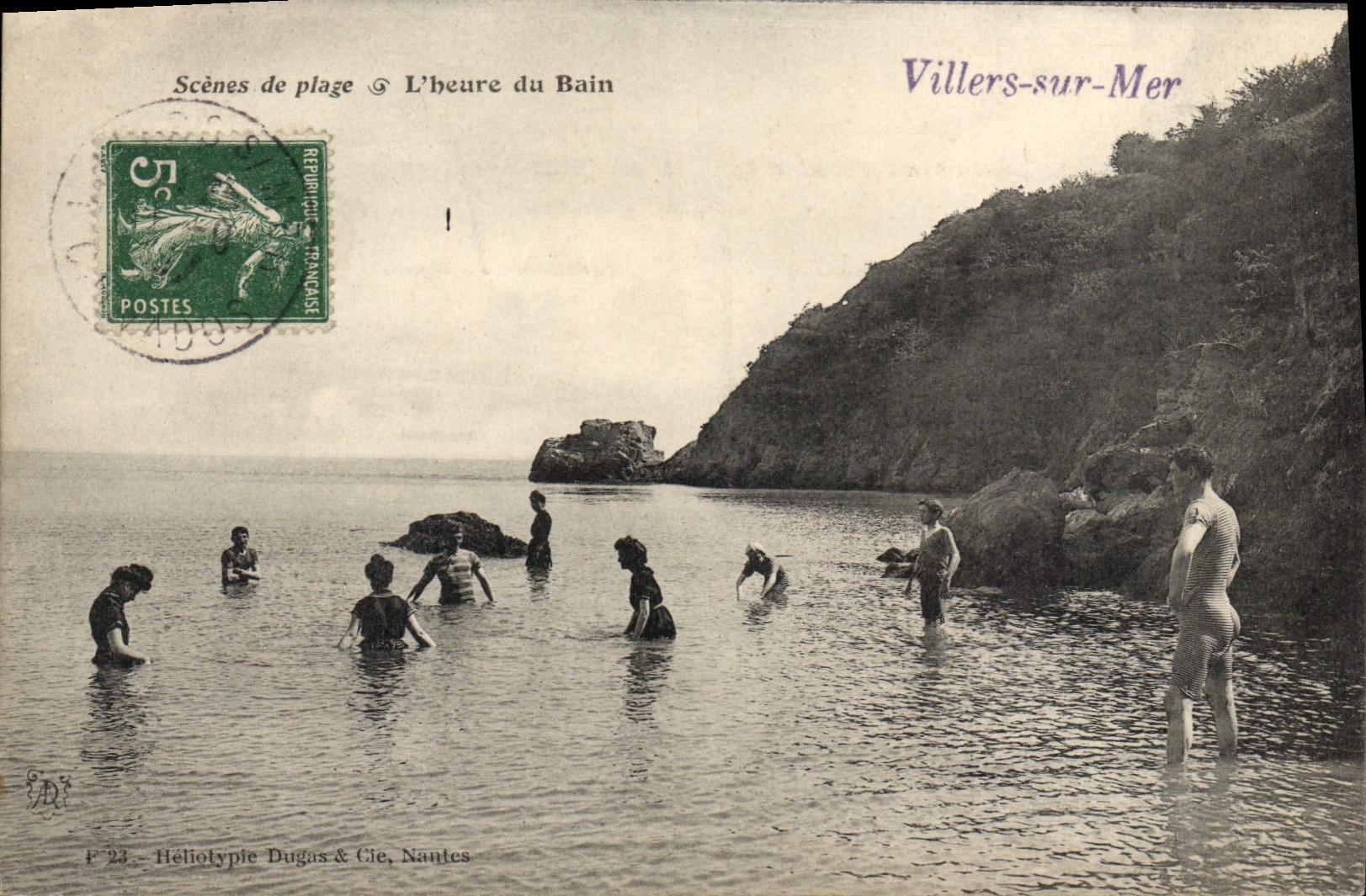 CPA Scenes de plage l'heure du Bain Villers sur Mer 