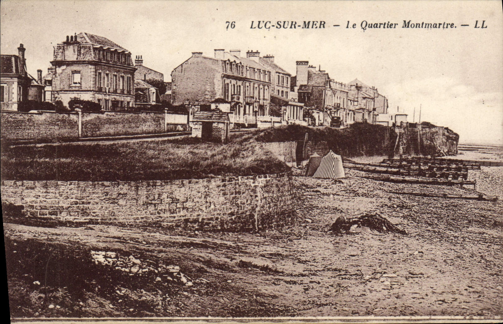 CPA Luc sur Mer le Quartier Montmartre