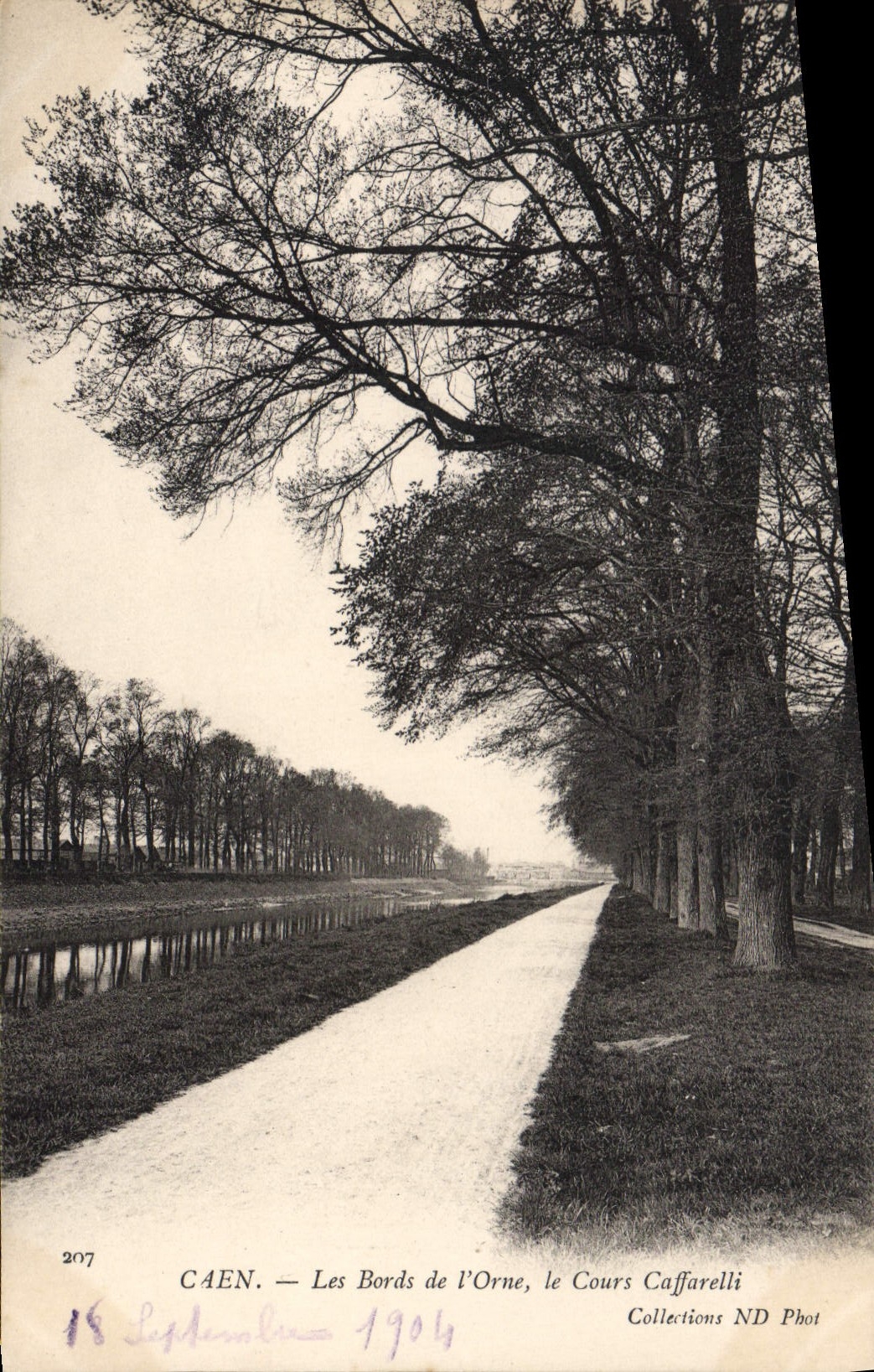CPA Caen les Bords de l'Orne le Cours Caffarelli