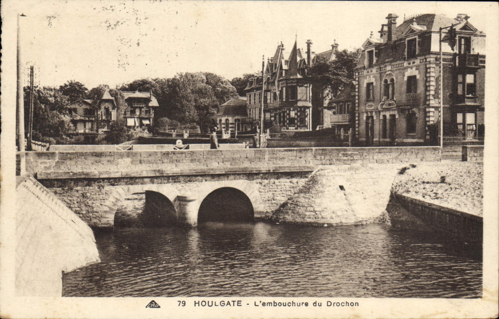 CPA Houlgate l'embouchure du Drochon 
