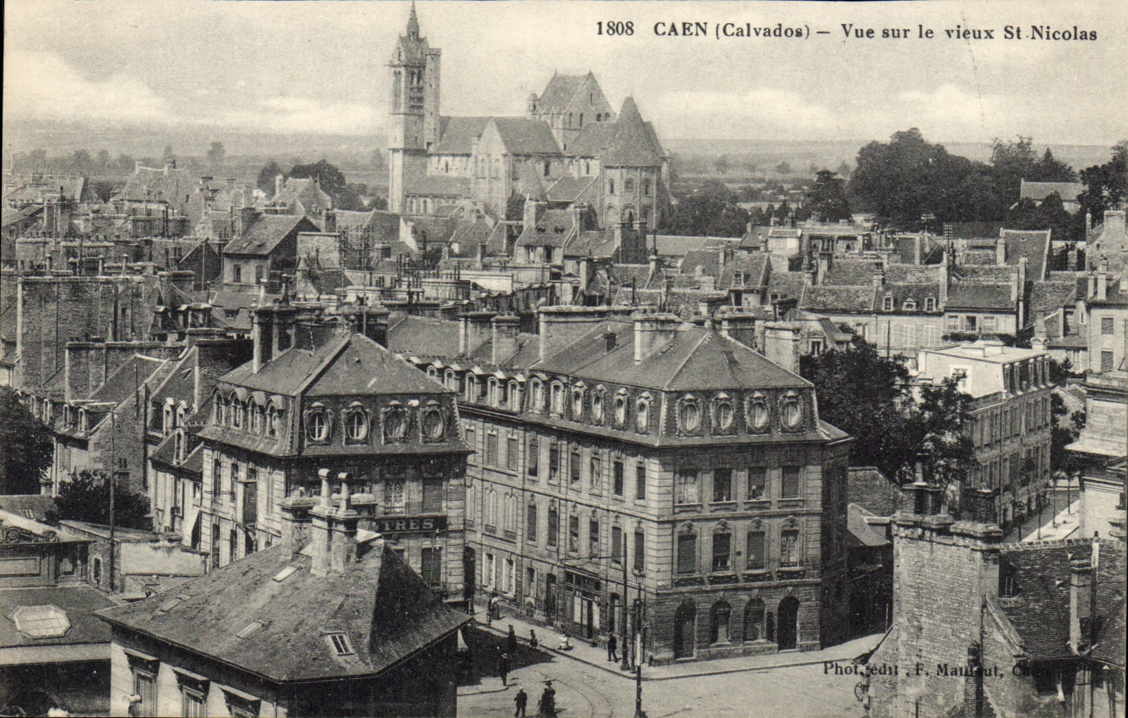 CPA Caen Calvados vue sur le vieux St Nicolas