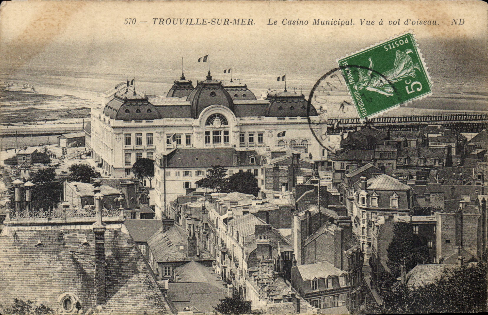 CPA Trouville sur mer le casino Municipal vue a vol d'oiseau