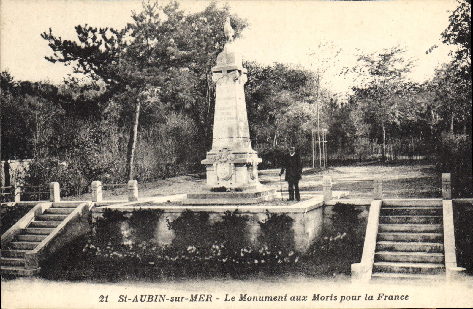 CPA St Aubin sur mer le Monument aux Morts pour la France