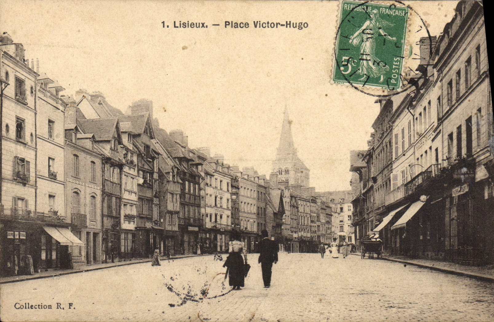 CPA Lisieux place Victor Hugo 