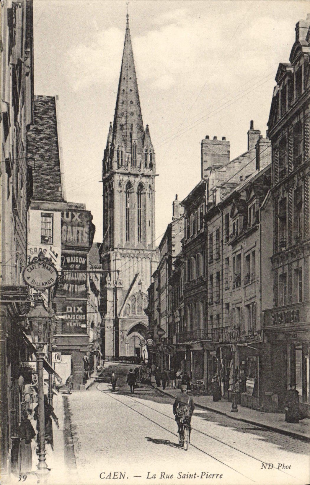 CPA Caen la rue Saint Pierre 