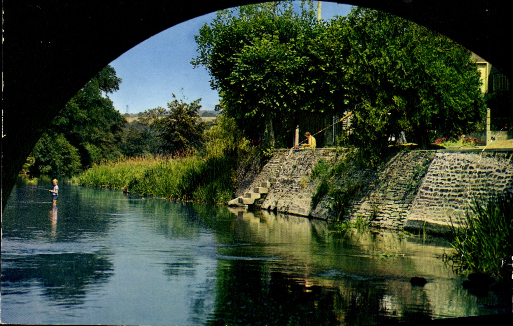 CPSM La Suisse Normande pont d'Ouilly Calvados paysage sous l'arche du pont de l'Orne