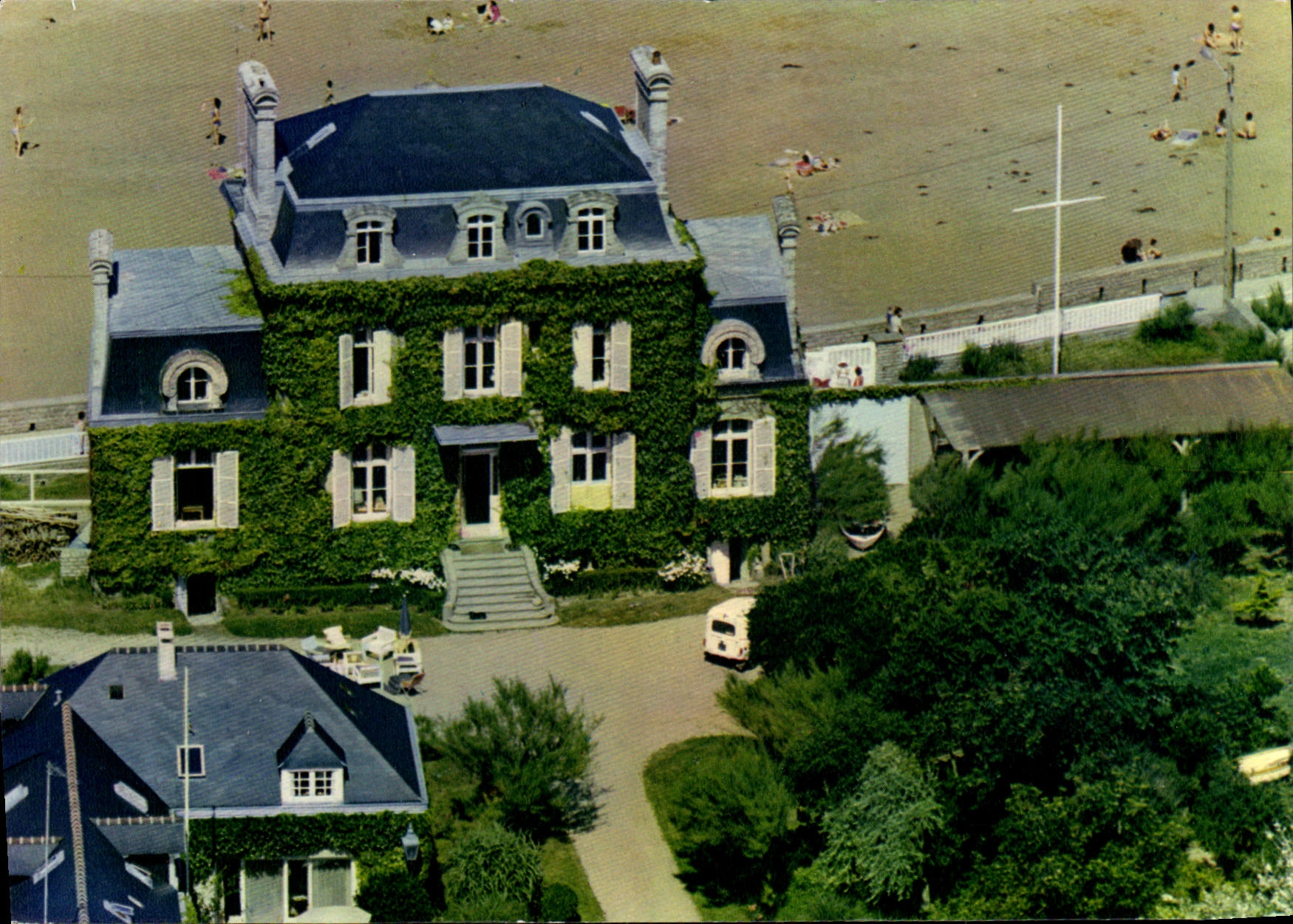 CPSM Villa d'Arromanches rue Jacques Carpentier Arromanches