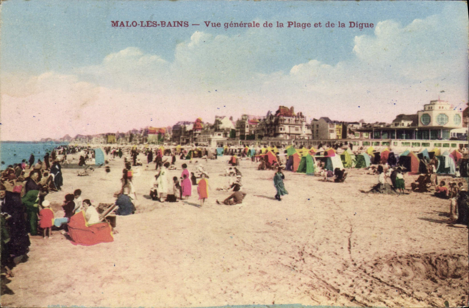CPA Malo les Bains Vue generale de la Plage et de la Digue 