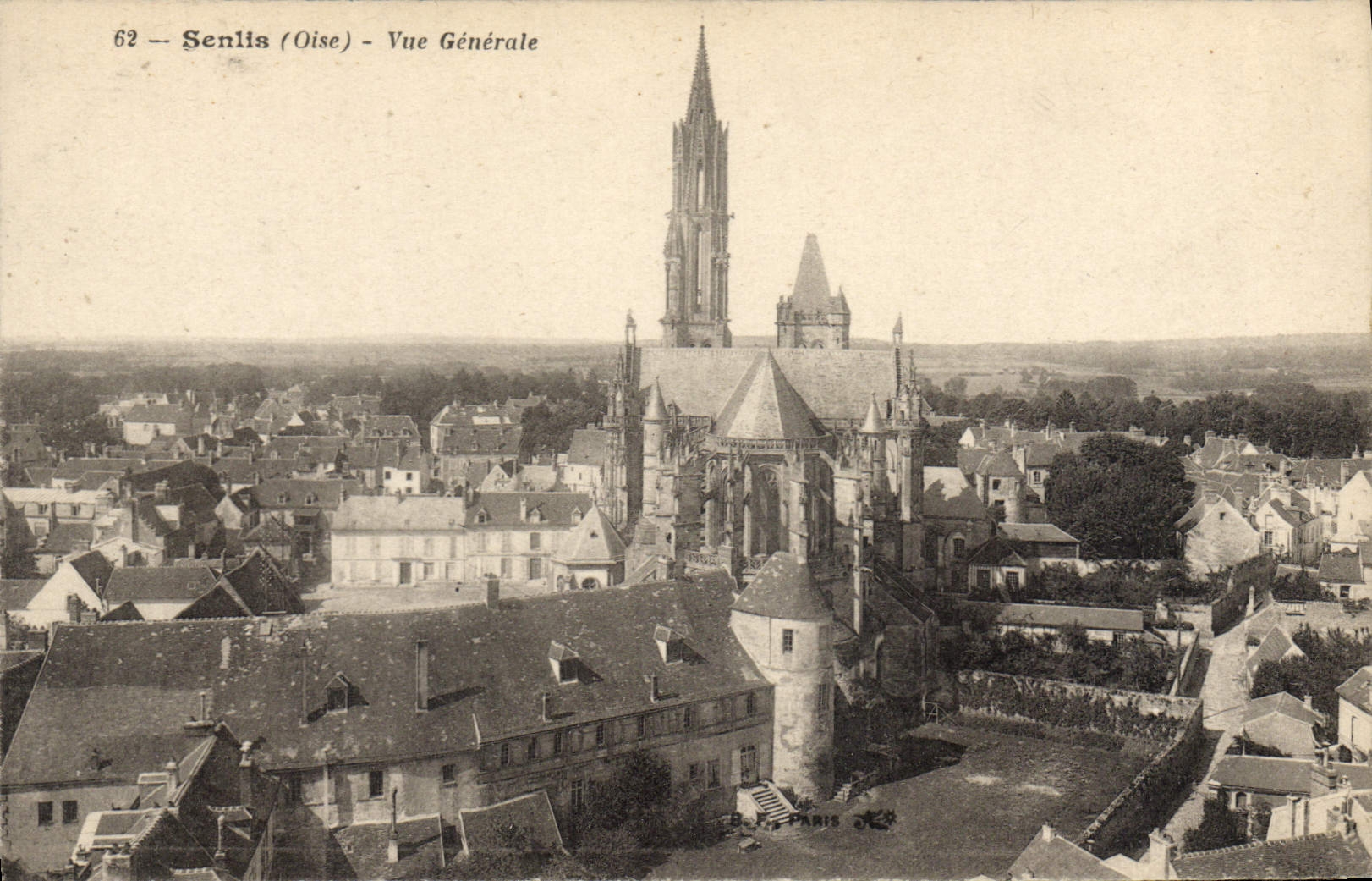 CPA Senlis Oise Vue generale 