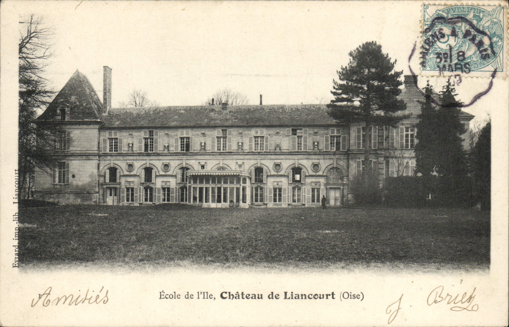 CPA Ecole de l'Ile Chateau de Liancourt Oise