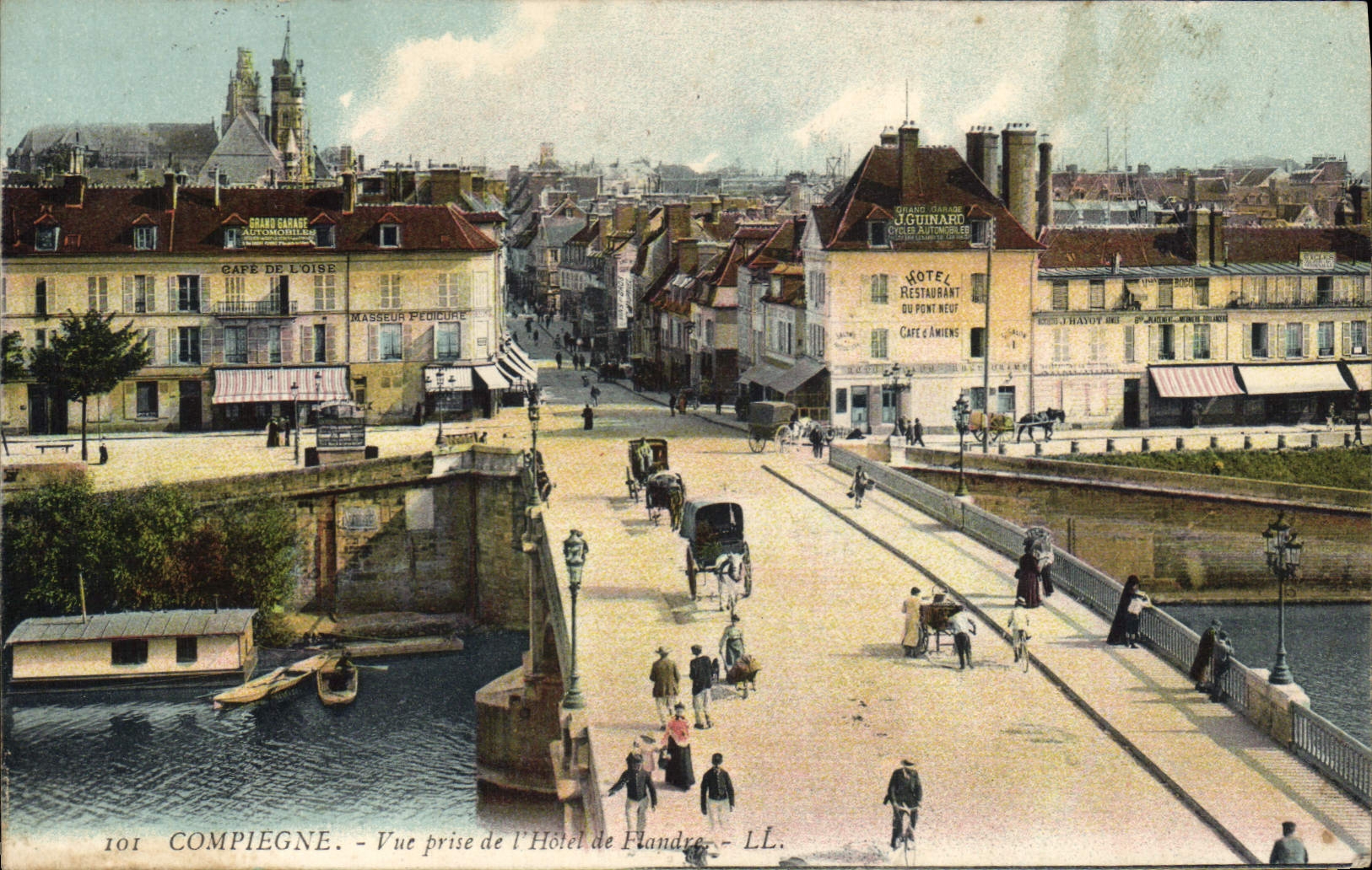 CPA Compiegne Vue prise de l'Hotel de Flandre 