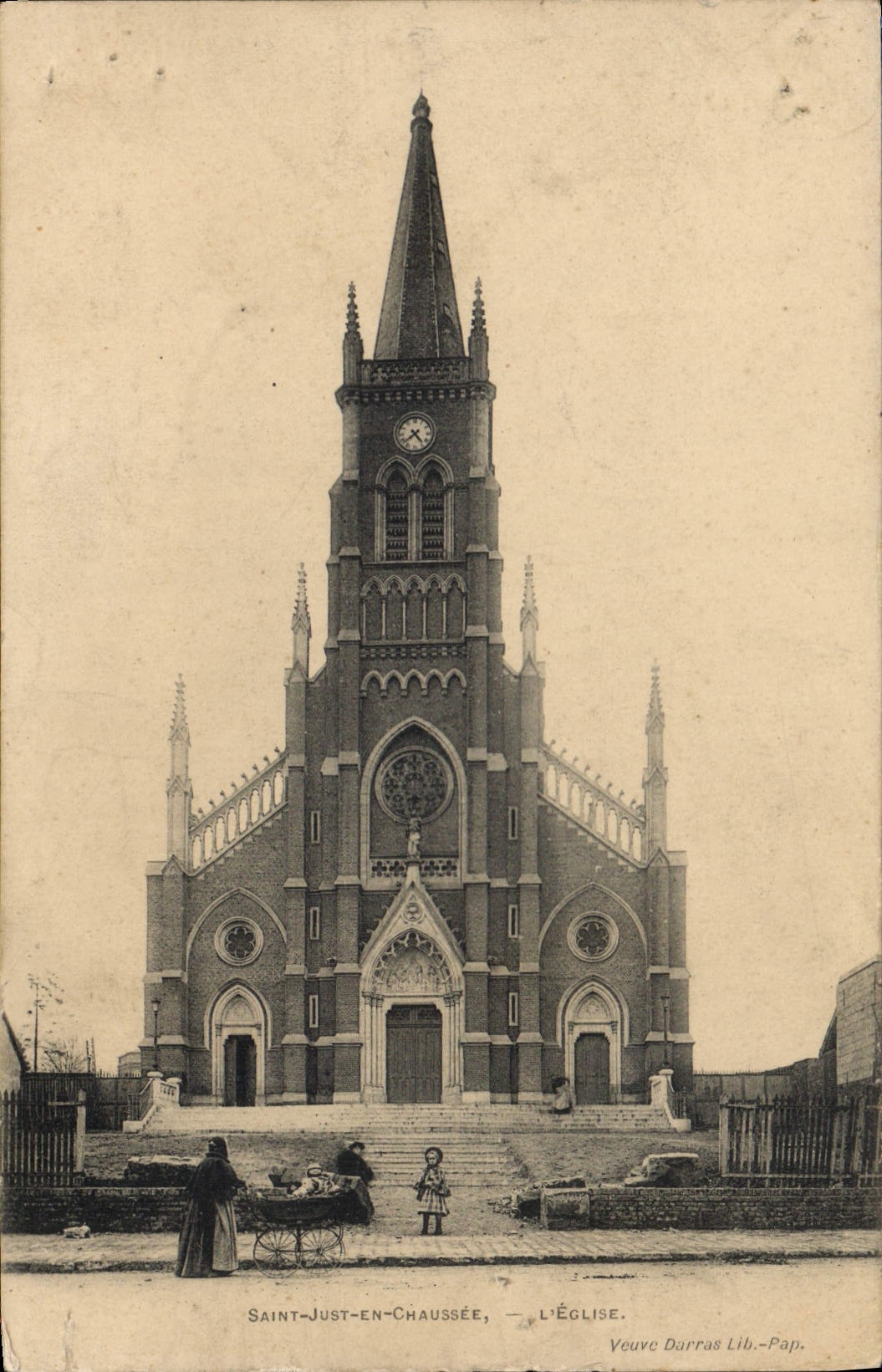 CPA St Just en Chaussee L'Eglise