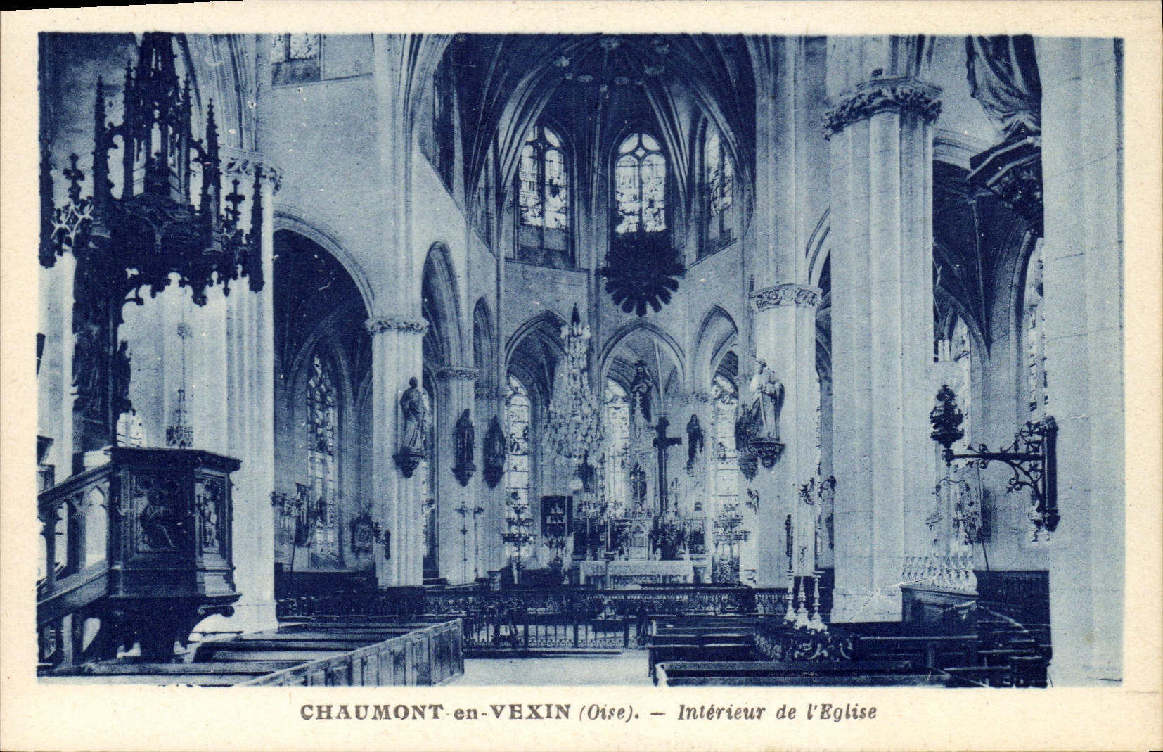 CPA Chaumont en Vexin Oise interieur de l'Eglise