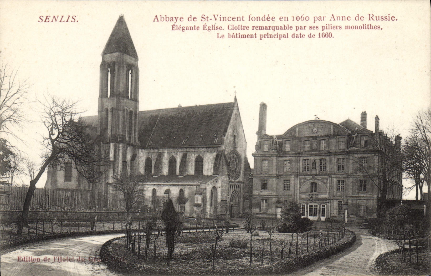 CPA Abbaye de st Vincent fondee en 1060 par Anne de Russie Elegante Eglise cloitre remarquable par s