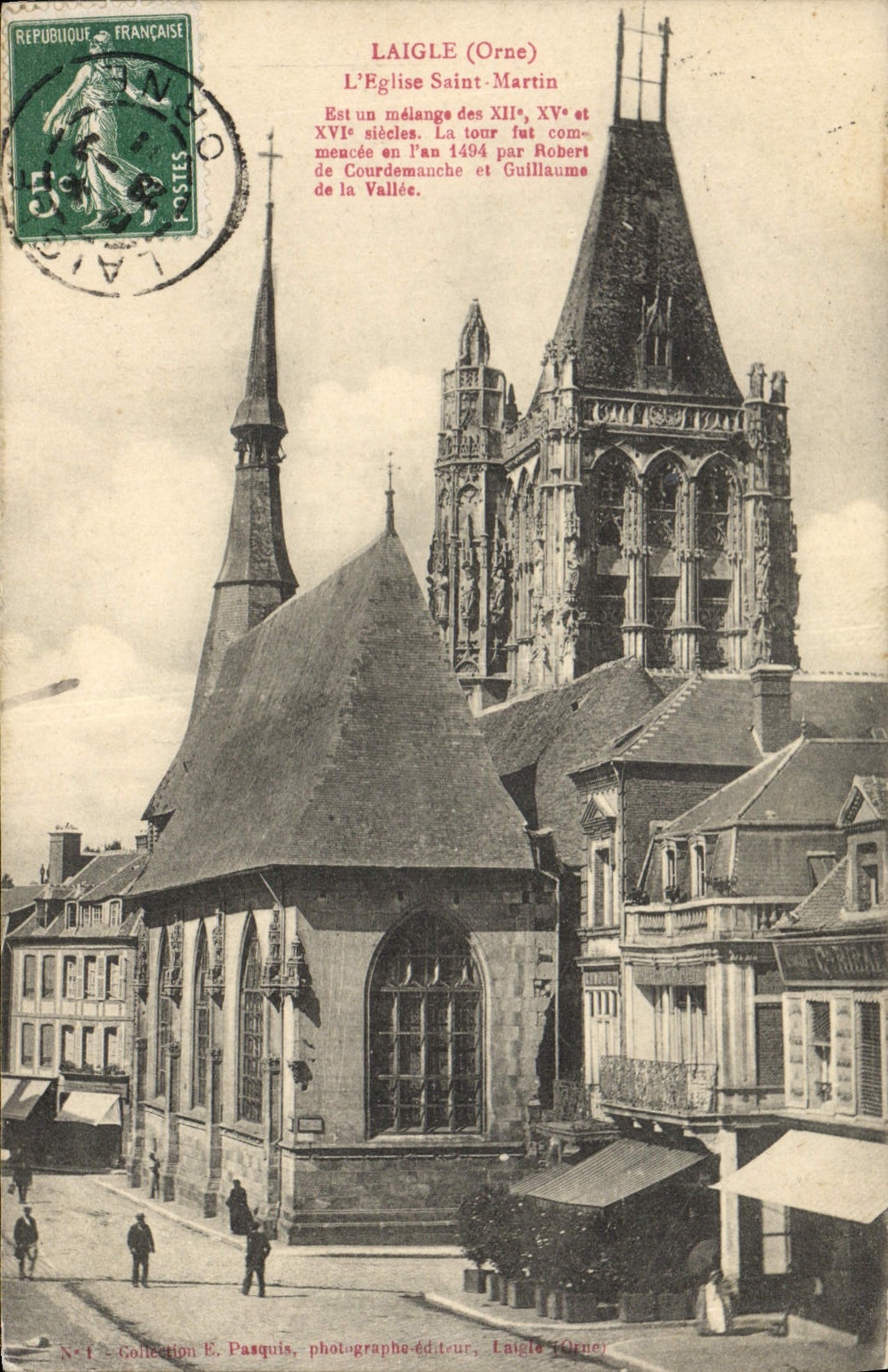 CPA L'aigle Orne l'Eglise Saint Martin est un melange des XII XV et XVI siecle la tour fut commencee