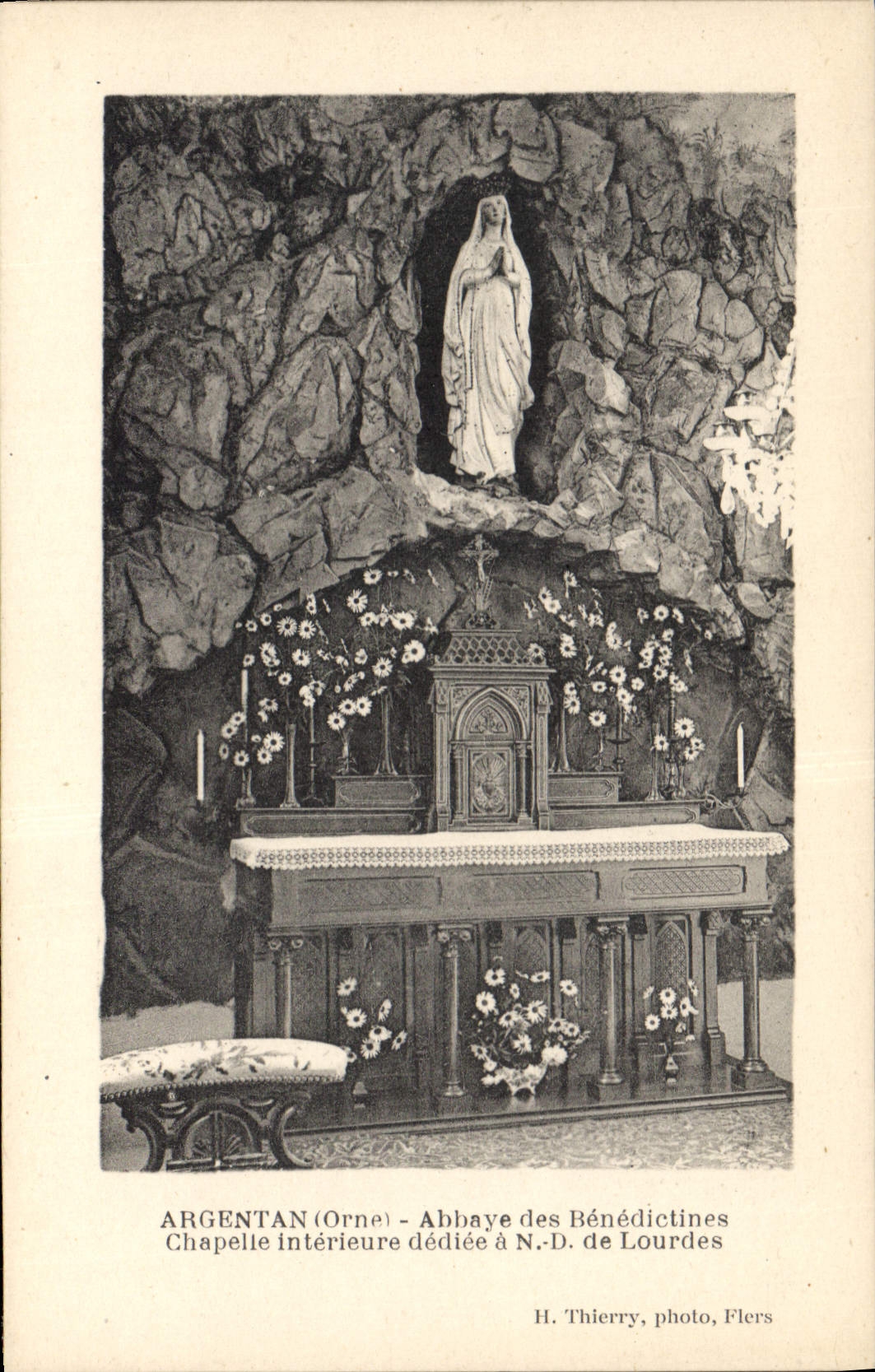 CPA Argentan Orne Abbaye des Benedictines chapelle interieure dediee a N D de Lourdes