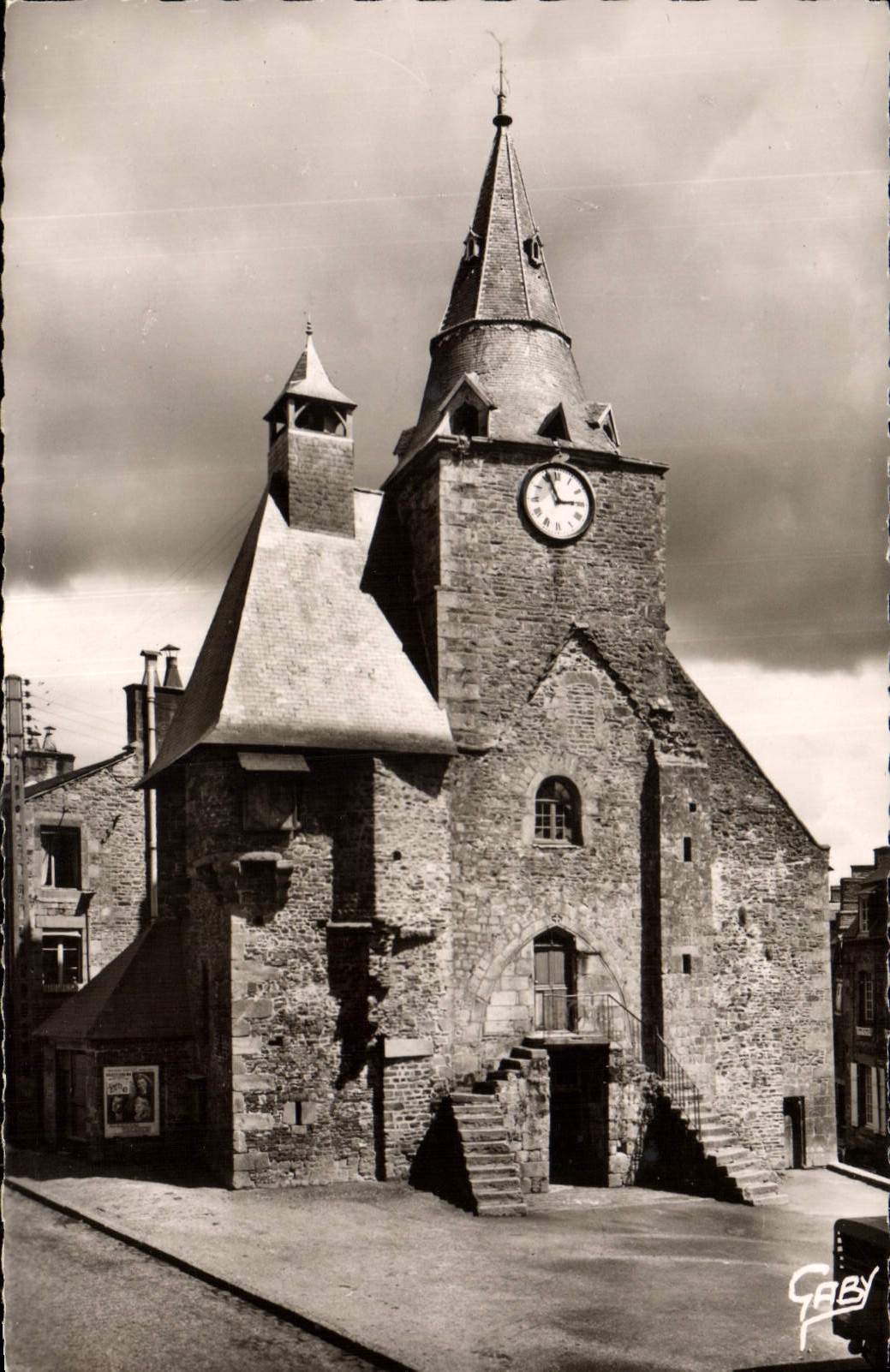 CPA Tinchebray Orne Eglise Saint Remy