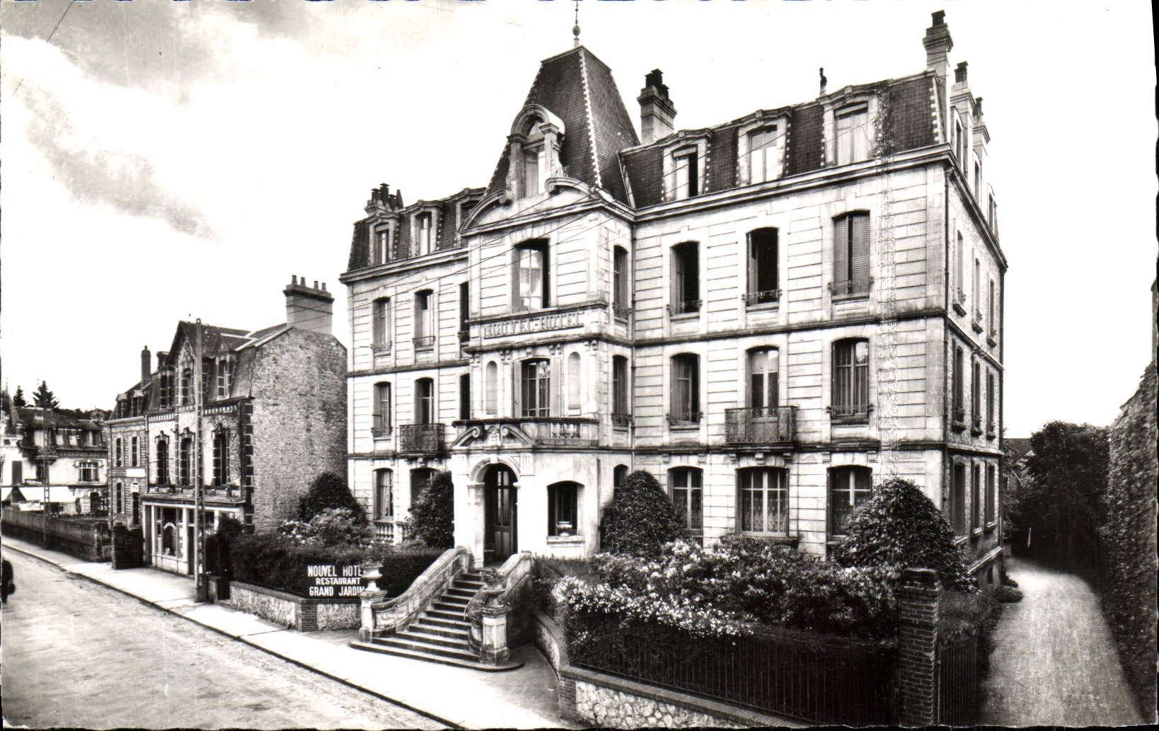 CPA Tesse la Madeleine Orne Nouvel hotel