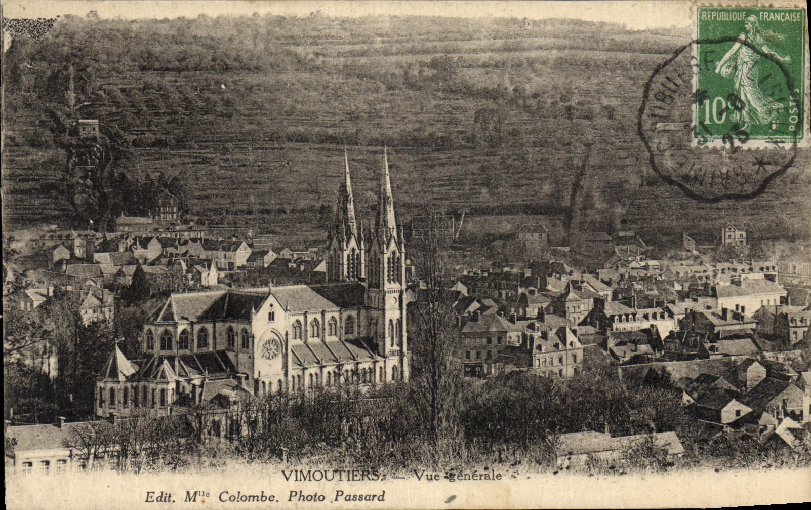 CPA Vimoutiers vue generale 