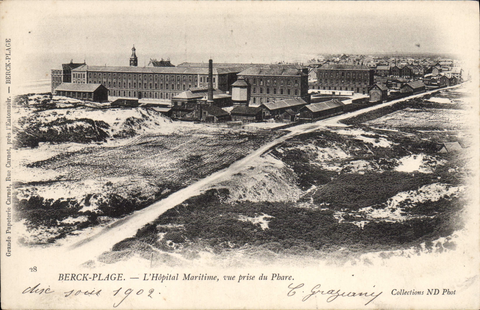CPA Berck Plage l'hopital Maritime vue prise du Phare
