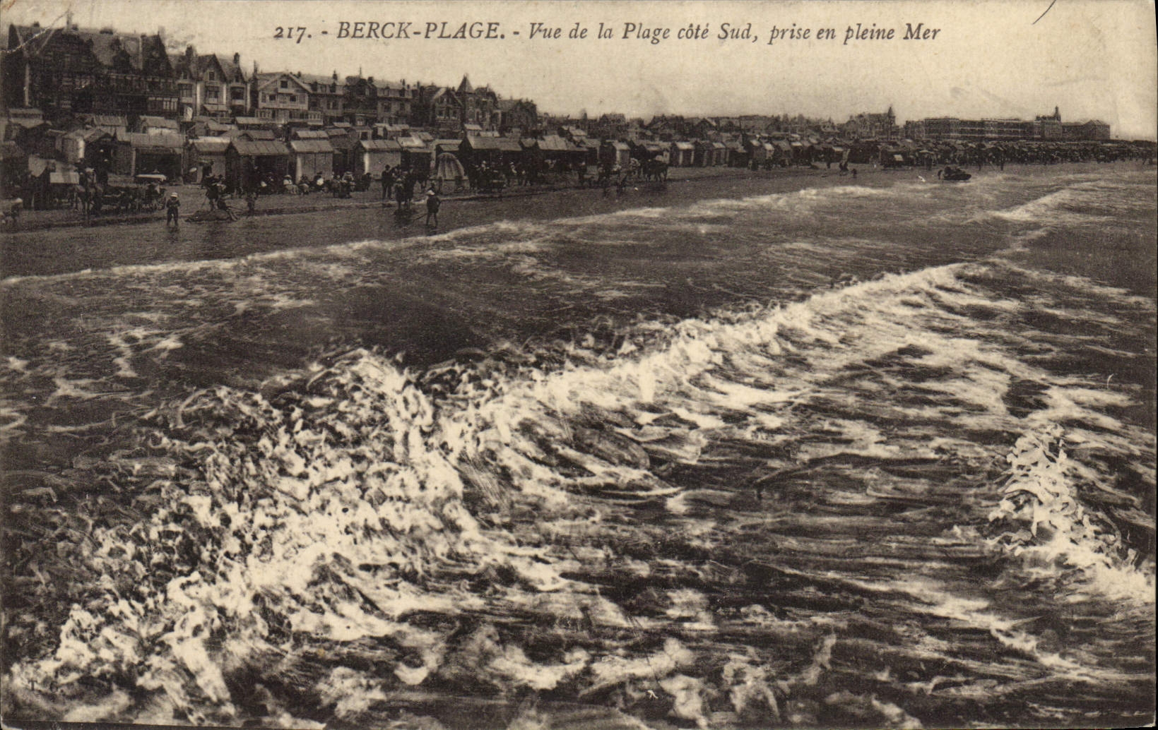CPA Berck Plage vue de la plage cote Sud prise en pleine Mer