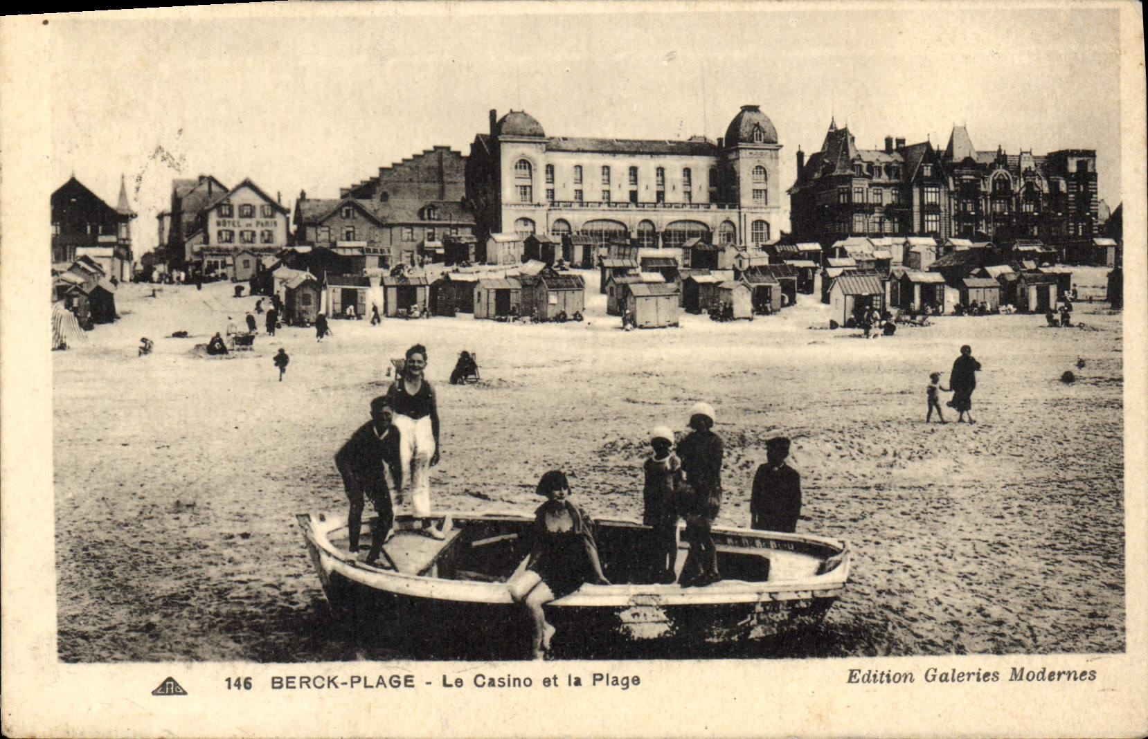 CPA Berck Plage le casino et la plage 