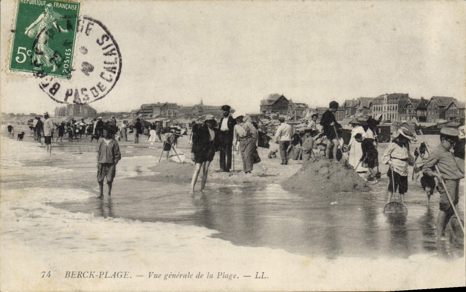 CPA Berck Plage vue generale de la plage 