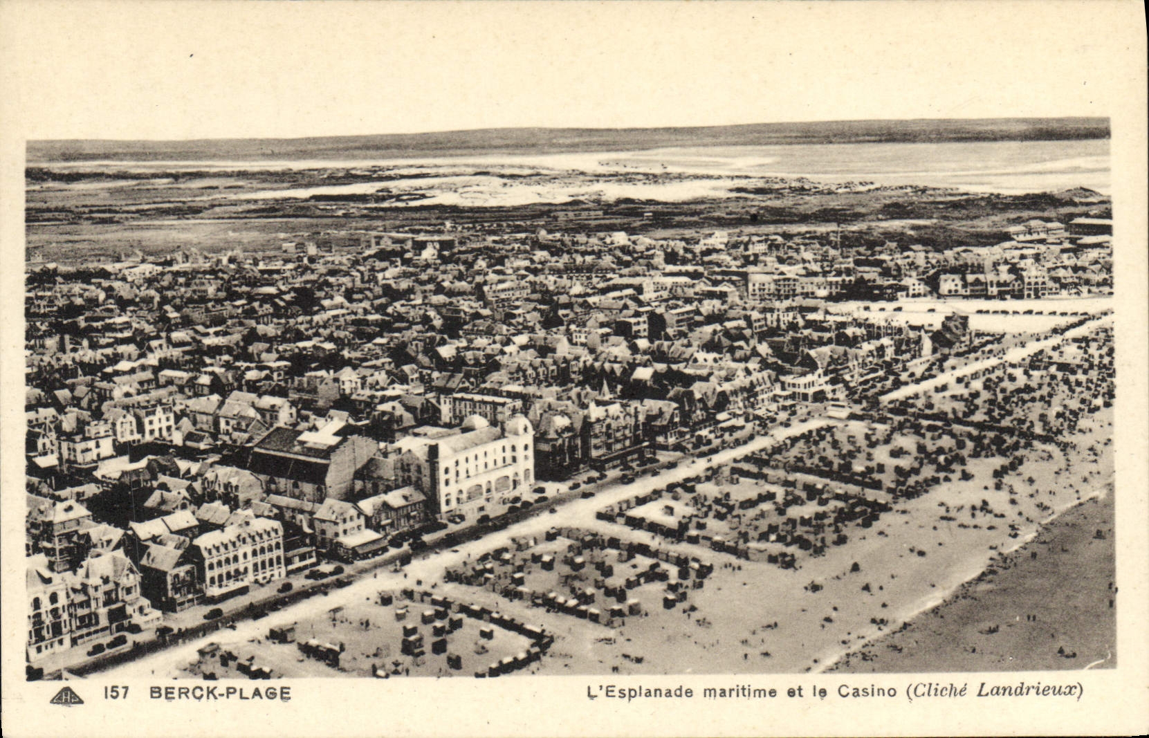 CPA Berck Plage l'Esplanade Maritime et le casino Cliche Landrieux 