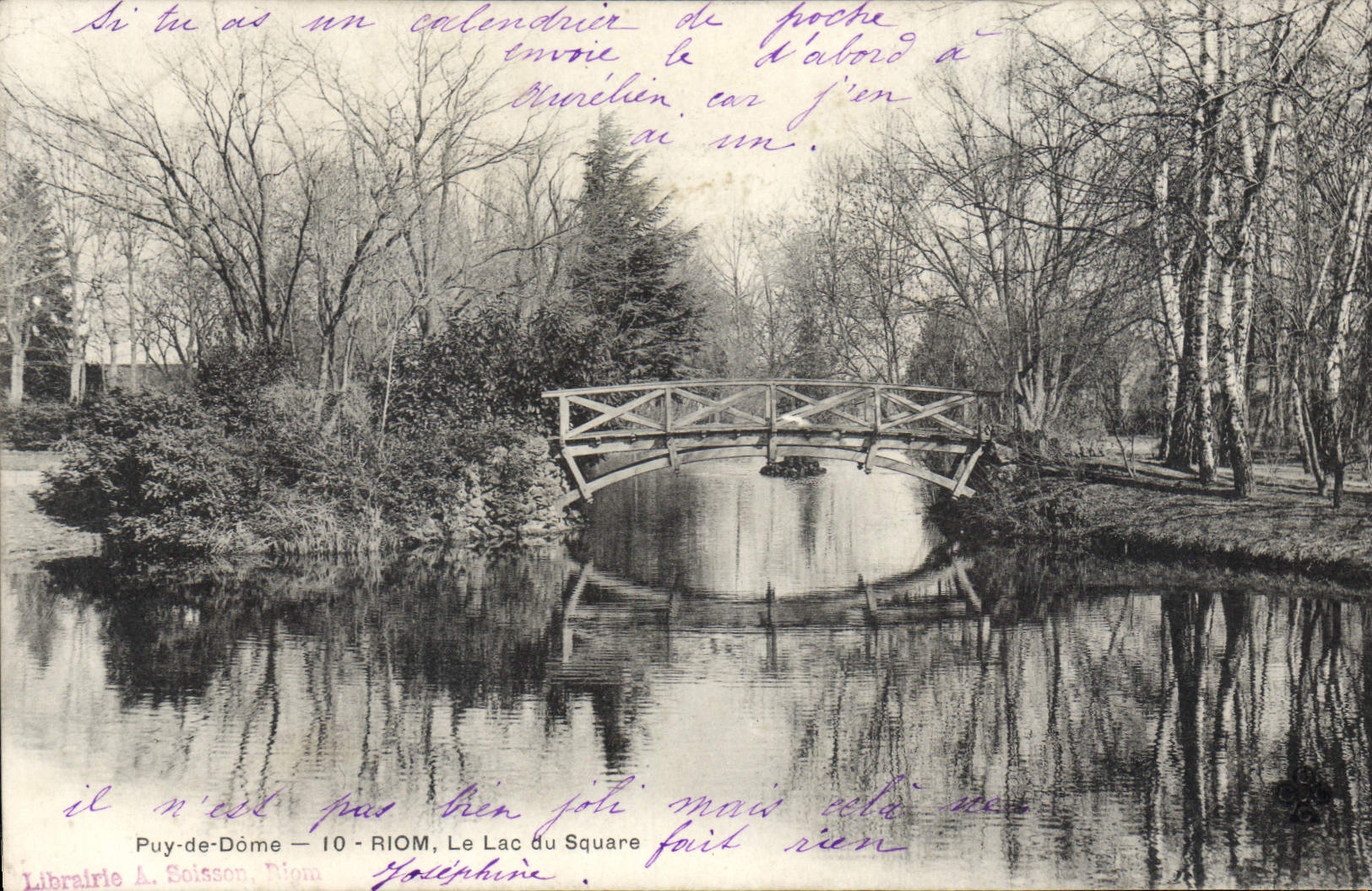 CPA Puy de Dome Riom Le Lac du Square 