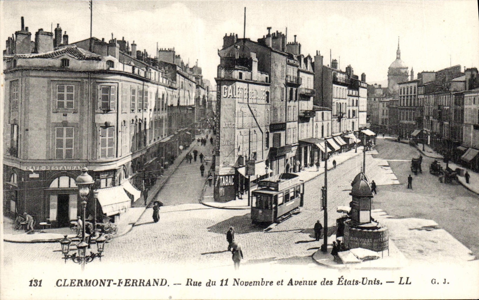 CPA Clermont Ferrand rue de 11 Novembre et avenue des etats Unis