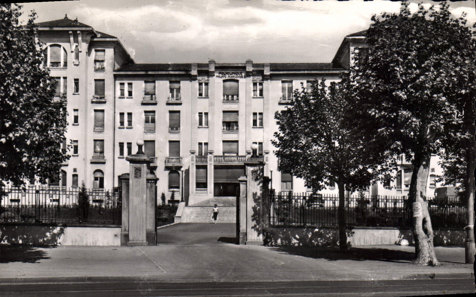 CPA Clermont Ferrand la Polyclinique Philippe Marcombes 