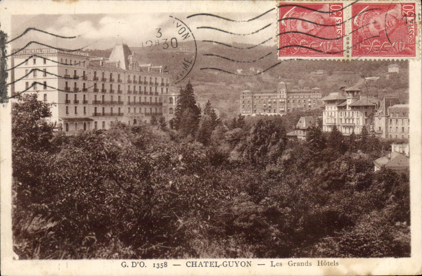 CPA Chatel Guyon les Grands hotels