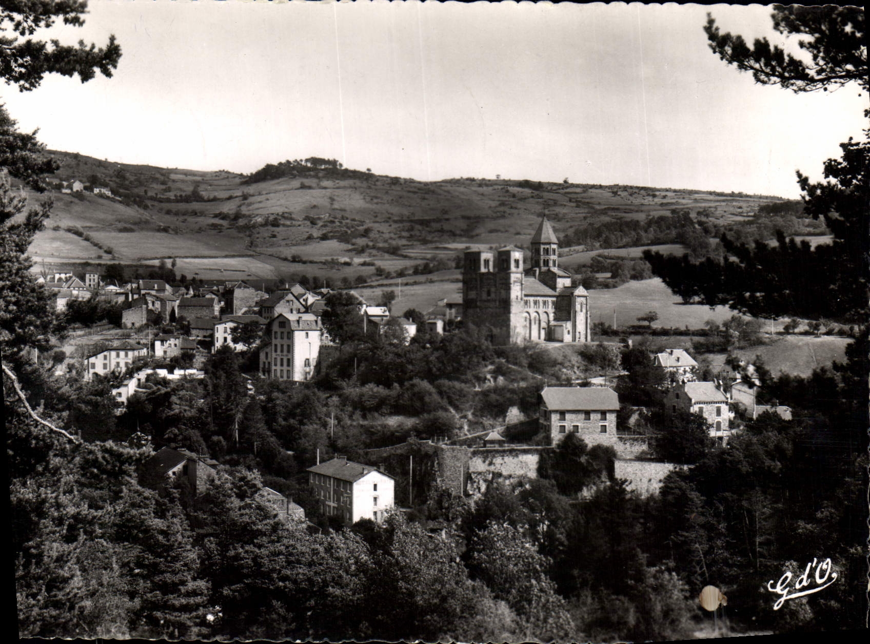 CPSM L'Auvergne Saint Nectaire le Haut vue generale