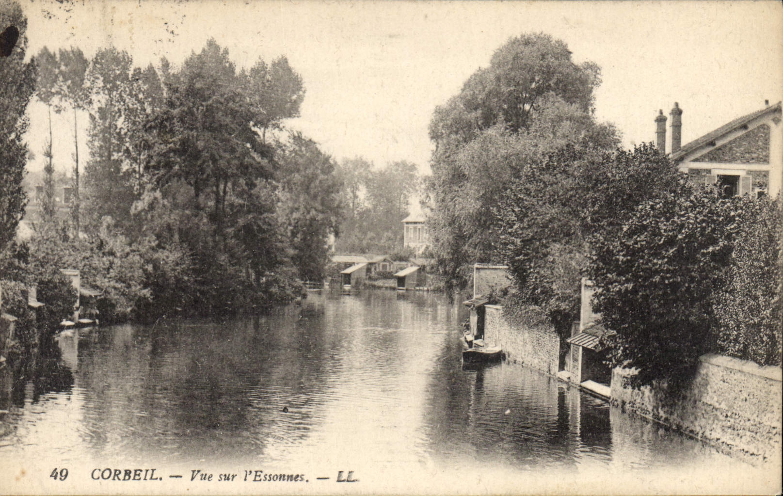 CPA Corbeil vue sur l'Essonnes