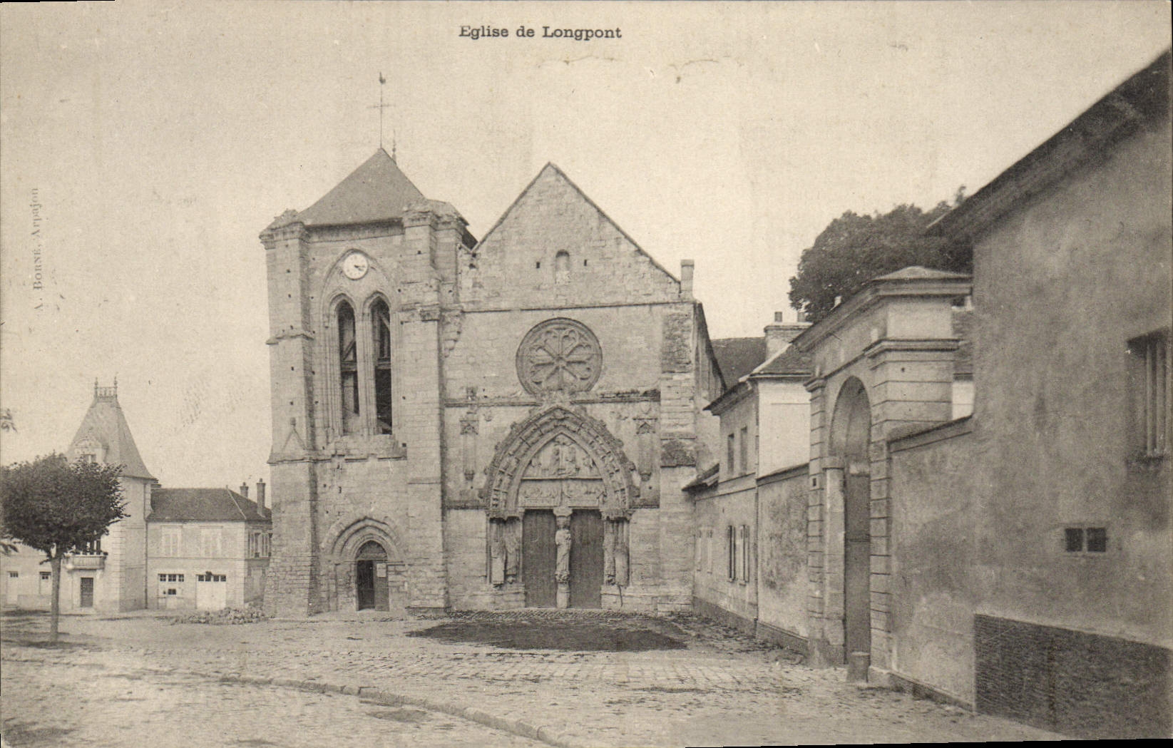 CPA Eglise de Longpont 