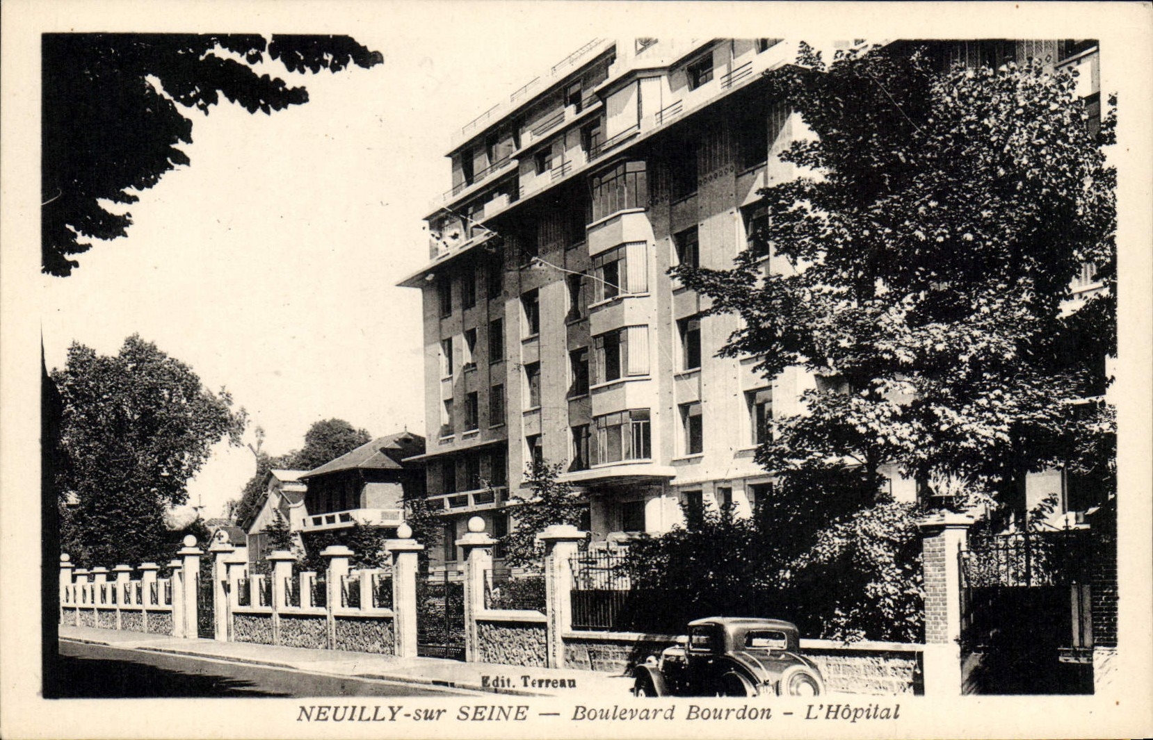 CPA Neuilly sur Seine Boulevard Bourdon L'Hopital