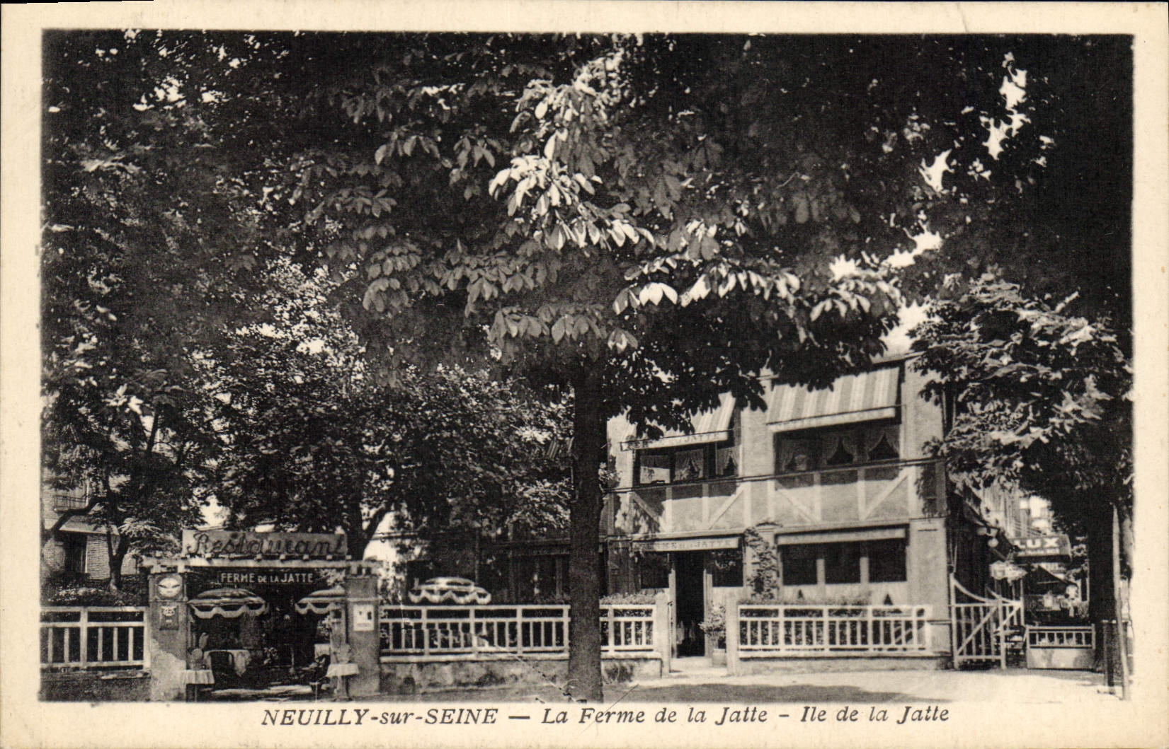 CPA Neuilly sur Seine La Ferme de la Jatte Ile de la Jatte